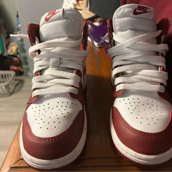 Nike Red and White Sneakers - Picture 2 of 7